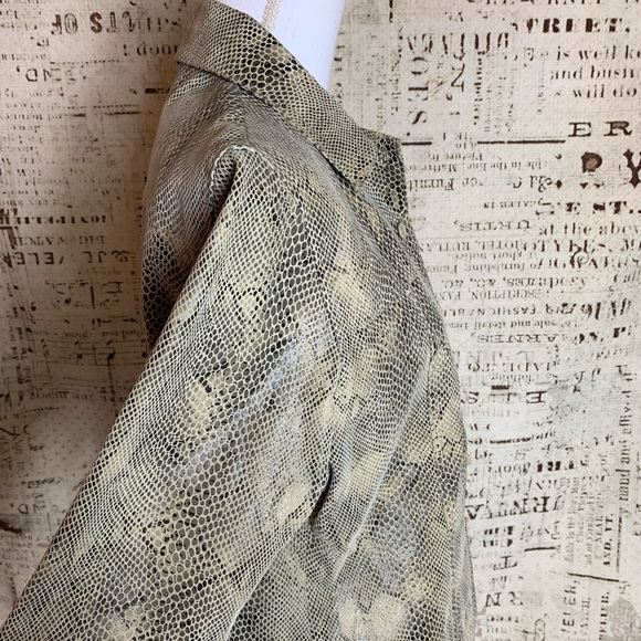 Leather Snakeskin Button Down Blouse Top Biker - Picture 9 of 9